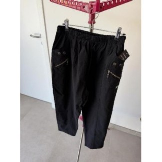 Pantalon noir neuf taille 6