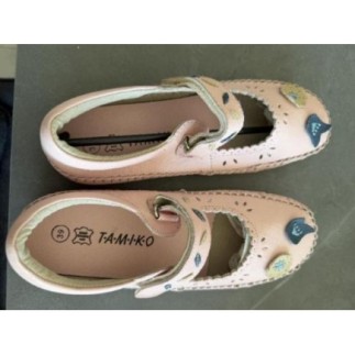 Chaussures femme neuve...
