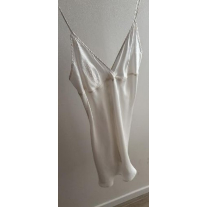 Nuisette blanche satin 