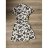 Robe manches courtes, motif feuille, fond blanc, taille 42