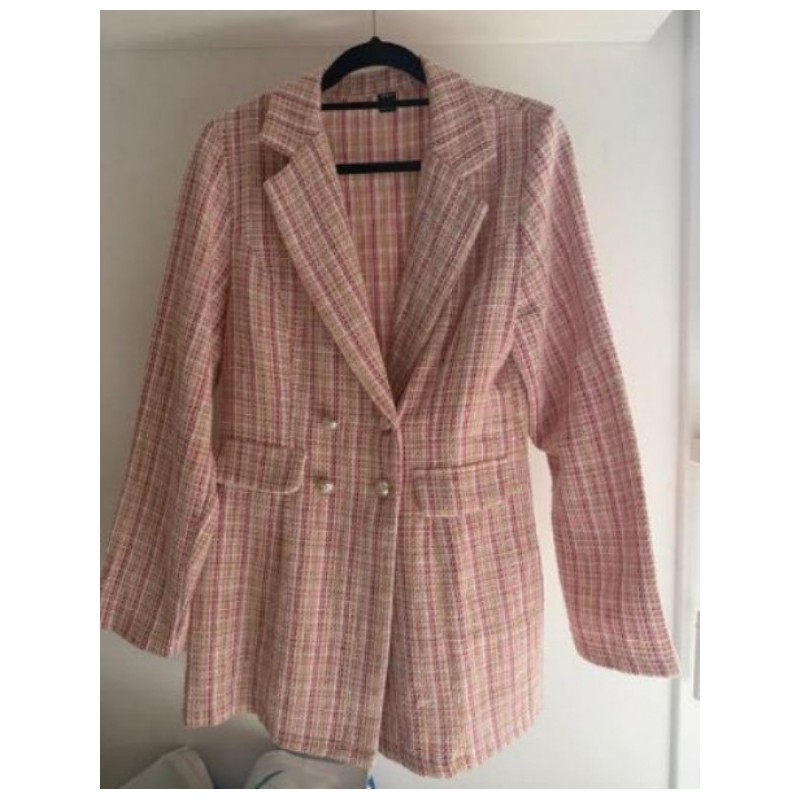Blazer rose à carreaux 