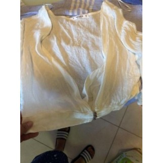 Chemise courte blanche...