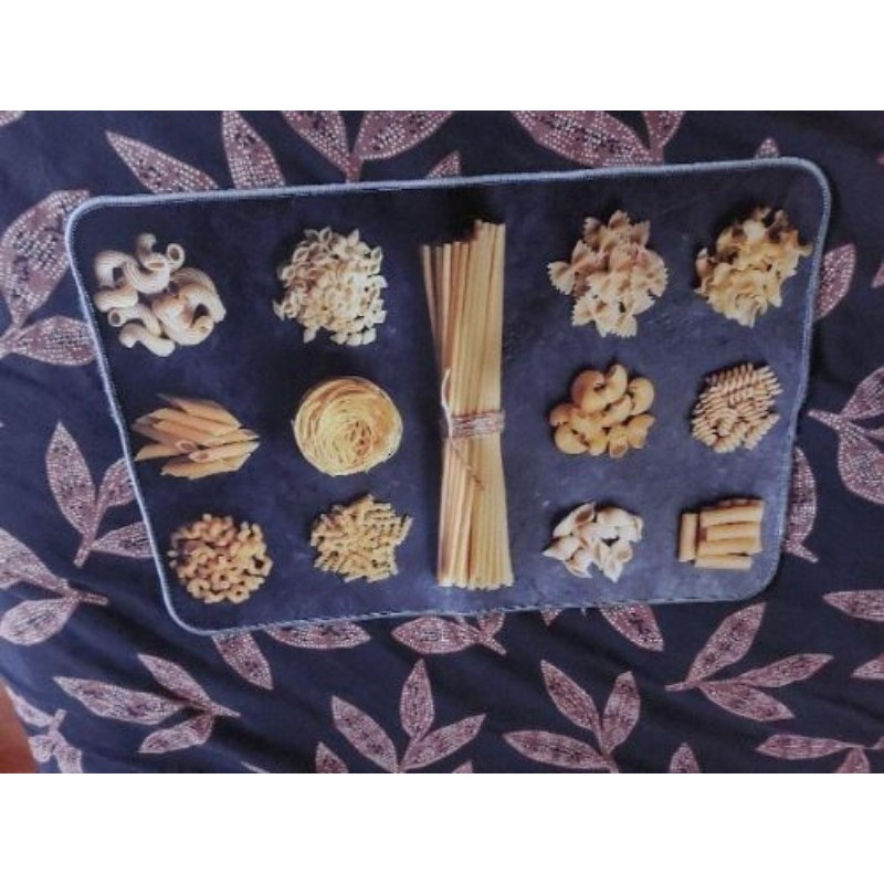 Tapis cuisine motif pâtes 