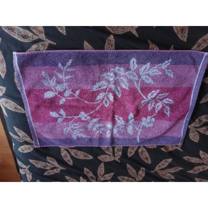 Tapis salle de bains violet
