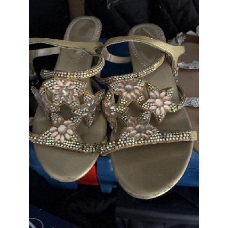 Nus pieds talons strass