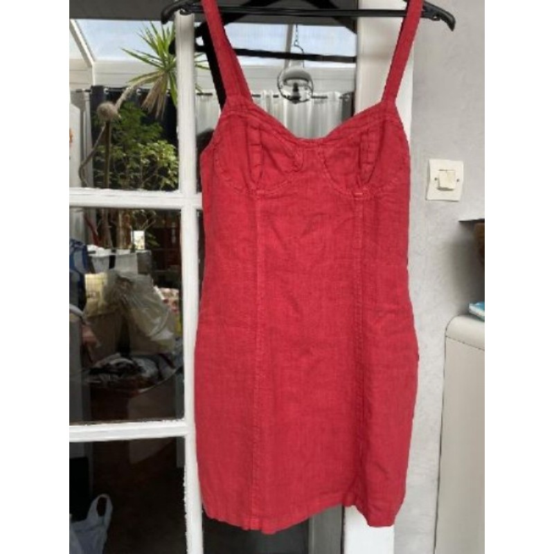robe rge pull and beer TS