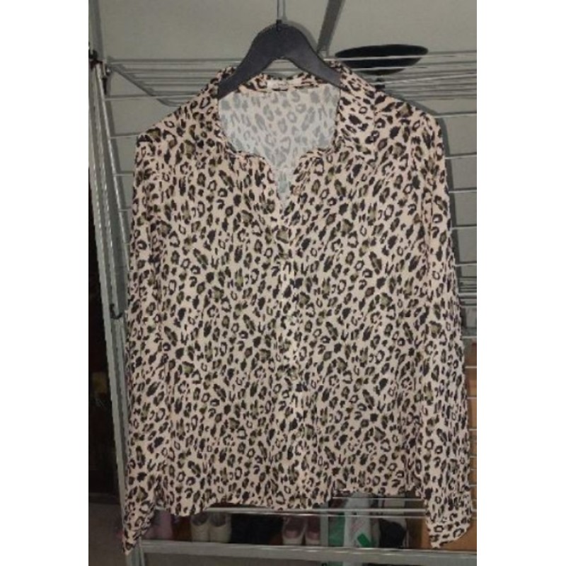 Chemise motif léopard Taille L
