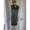 Robe made italie noir ornée de perles vaut pour une taille 40