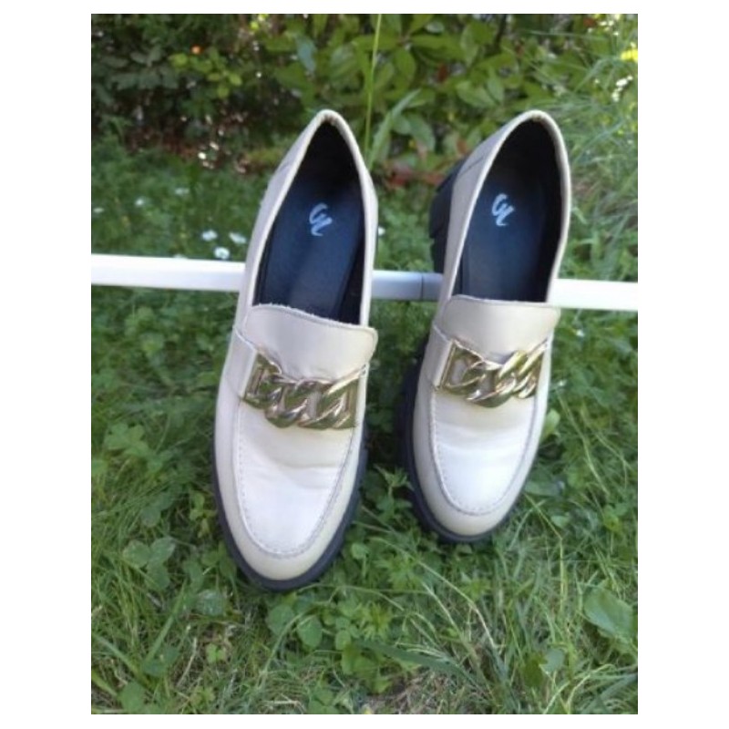 Mocassins beige en cuir Galeries Lafayette - T41