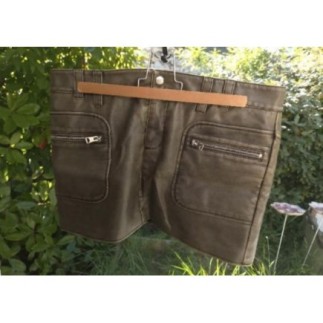 Mini jupe simili cuir kaki...