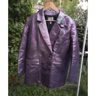 Veste violette...