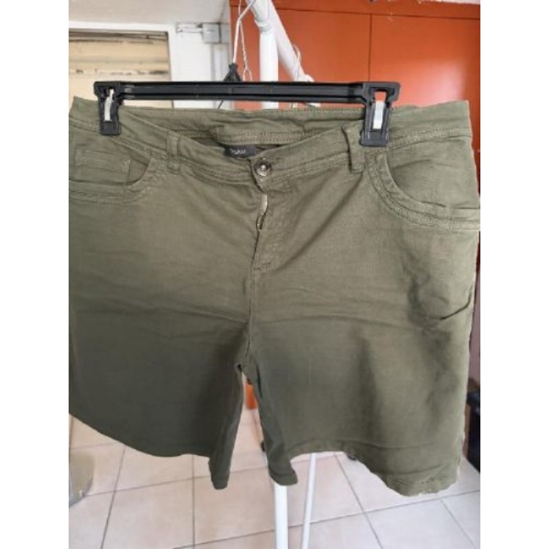 SHORT KAKI YESSICA TAILLE 48