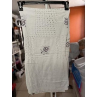 Nappe broderie blanche...
