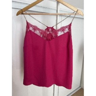 Top fushia avec dentelle...