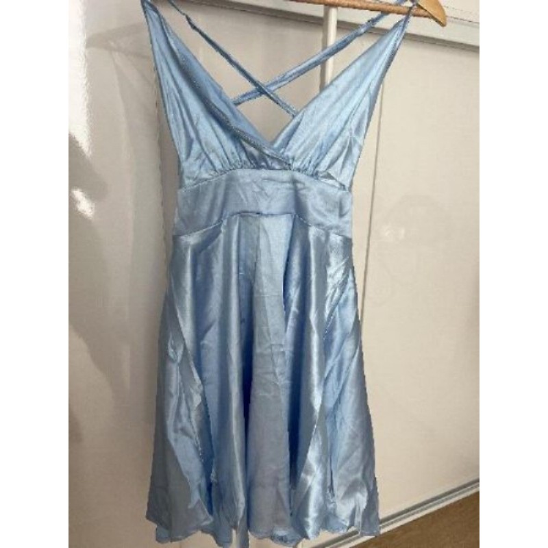 Robe bleu clair taille S 