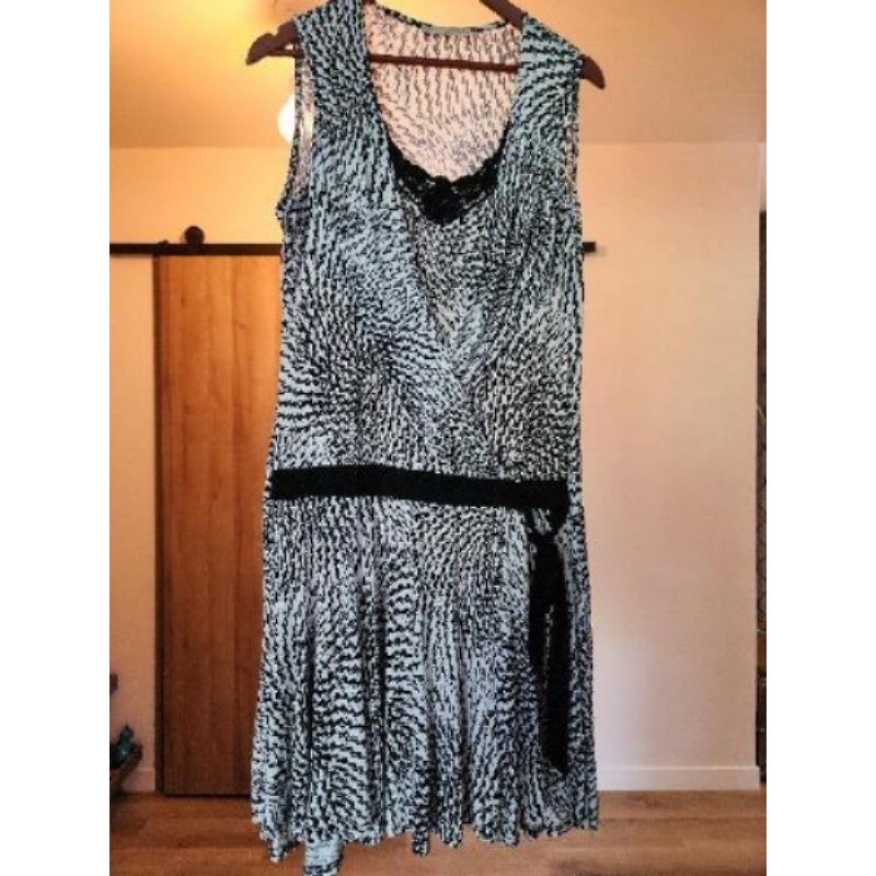 Robe Armand Thiery taille 46