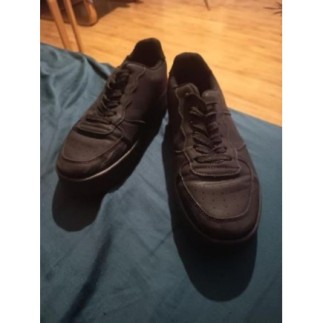 Basket noir Taille 39 
