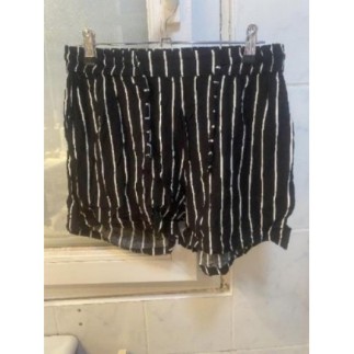 short noir rayé taille S-M
