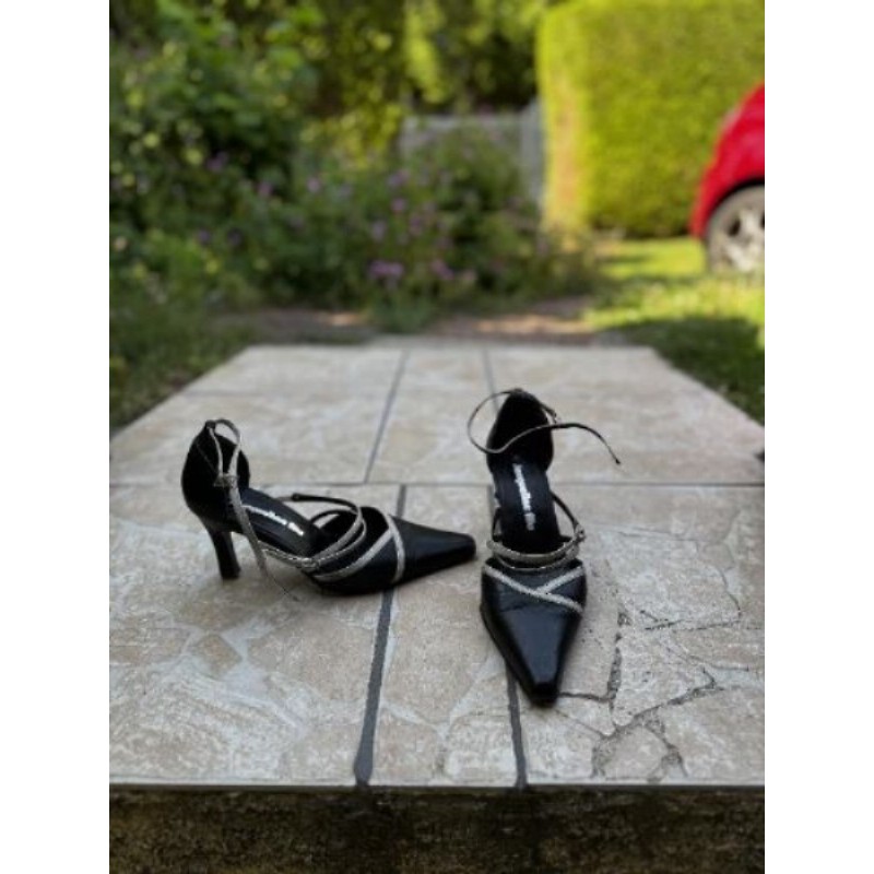 Escarpins cuir JACQUELINE RIU noir et blanche T36