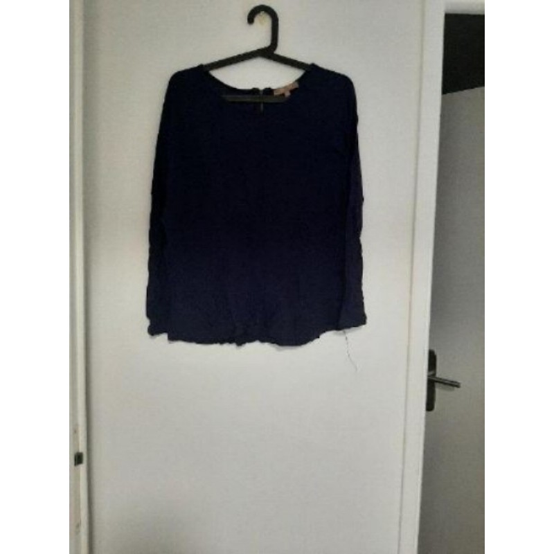 Polo bleu bel air