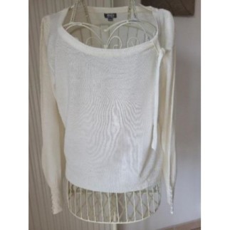 Pull écru neuf 100%...