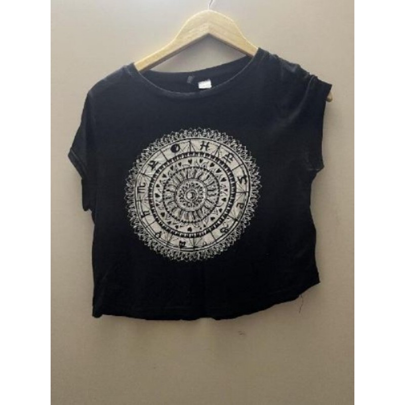 Croptop noir motif mandala signe astrologique S, H&M