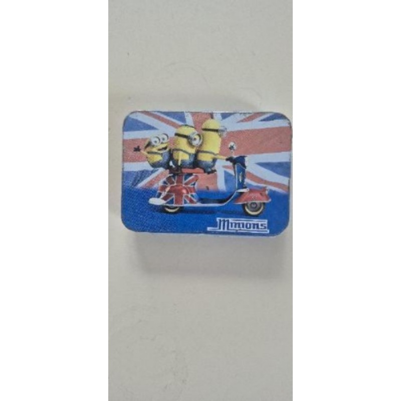 Boite métal MINIONS 