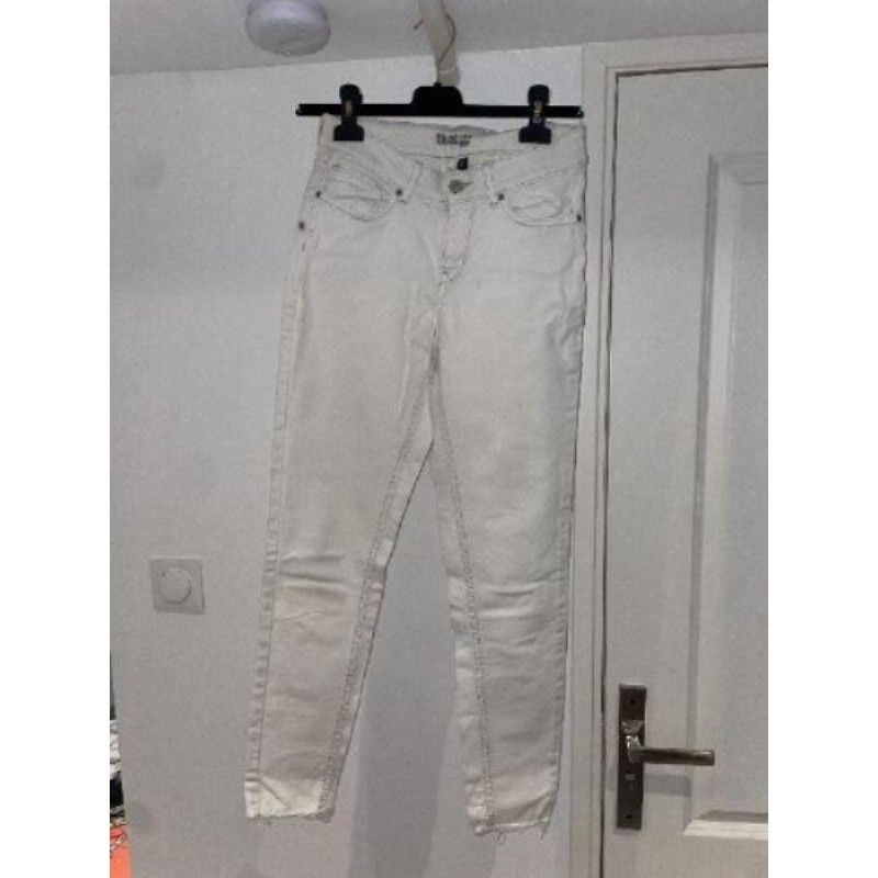 Jeans blanc taille 36