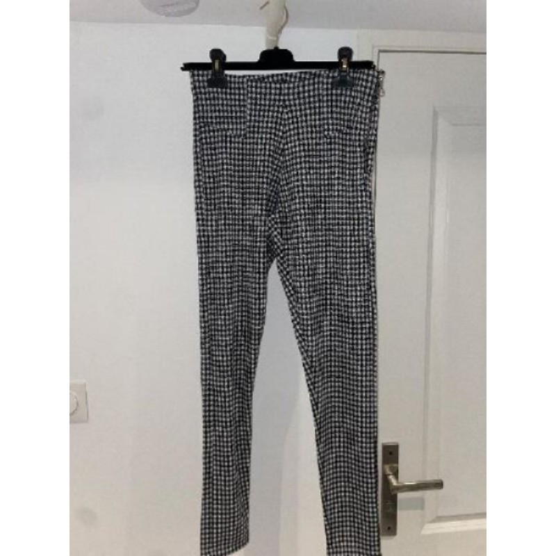 Pantalon carreaux noir et blanc taille 36