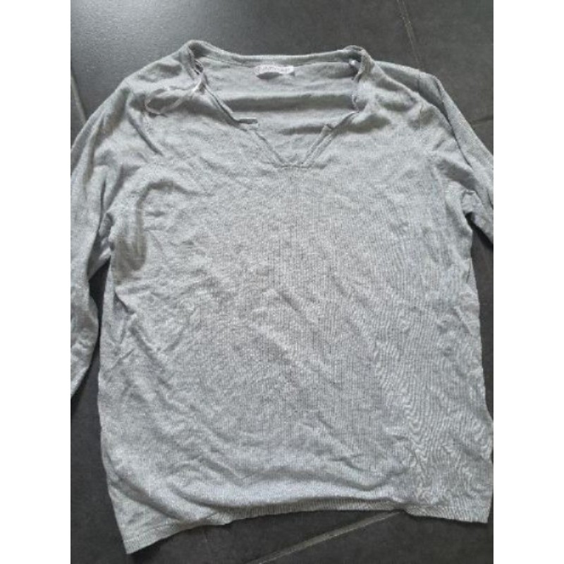 Pull fin gris taille L