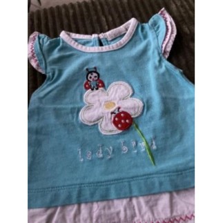 TEE shirt vert 6 mois 