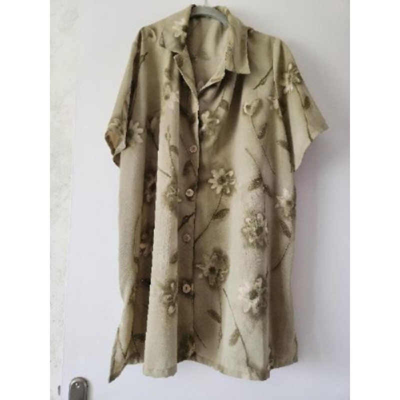 Chemisier à fleurs vert taille XXL