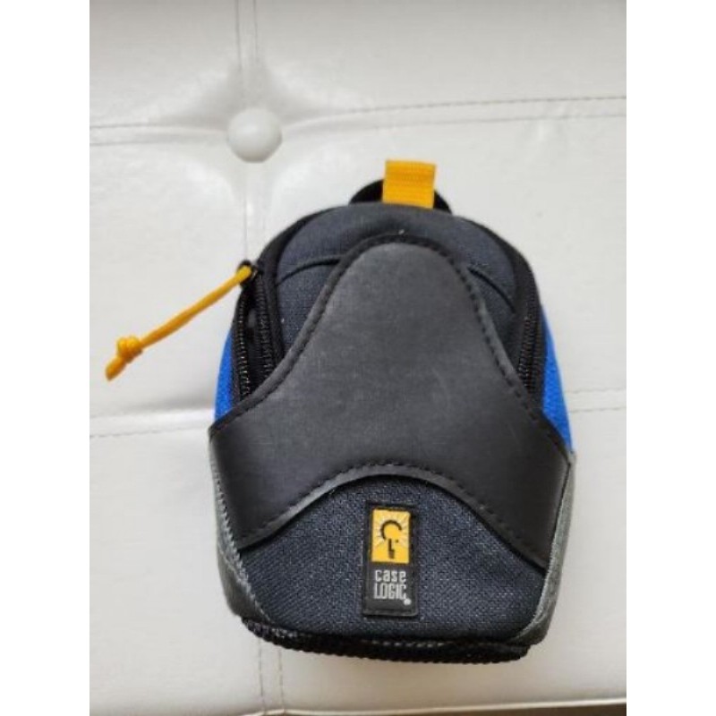 Petit sac idéal pour mettre le strict minimum passe ceinture