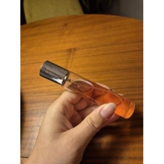 Parfum Very Irrésistible...