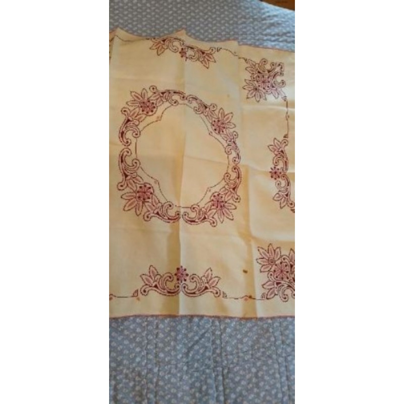 Nappe ancienne vintage en coton brodée