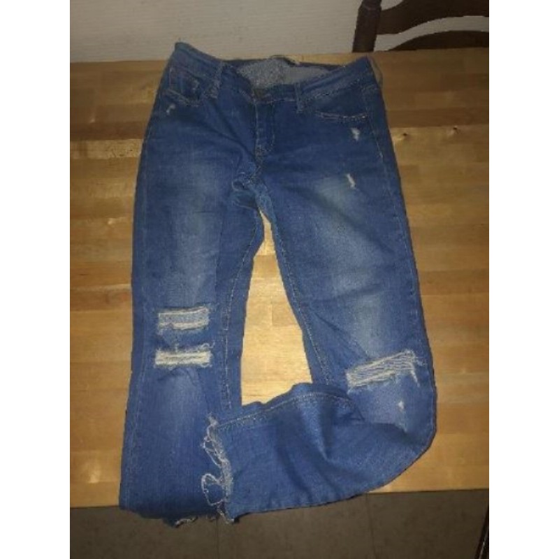 Jean femmevTally Weiss. T40