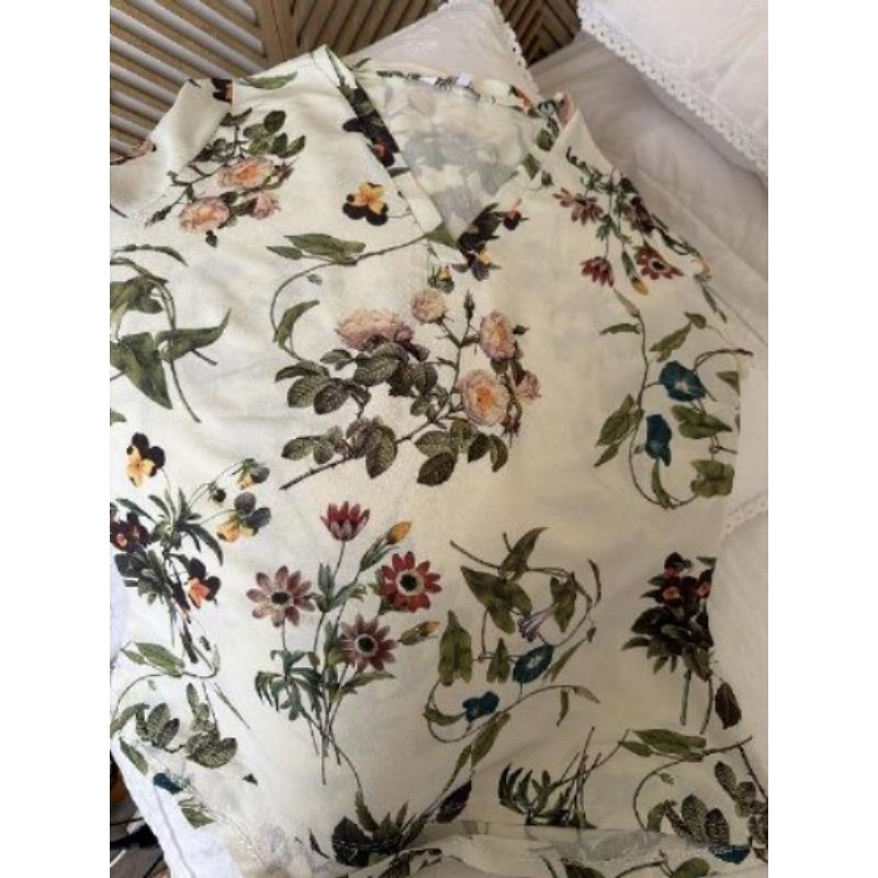 Chemise à fleurs, taille 44