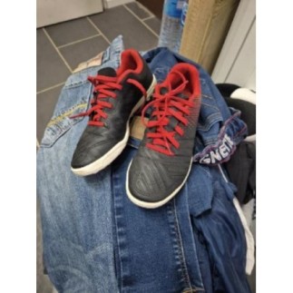 Chaussures de foot 32