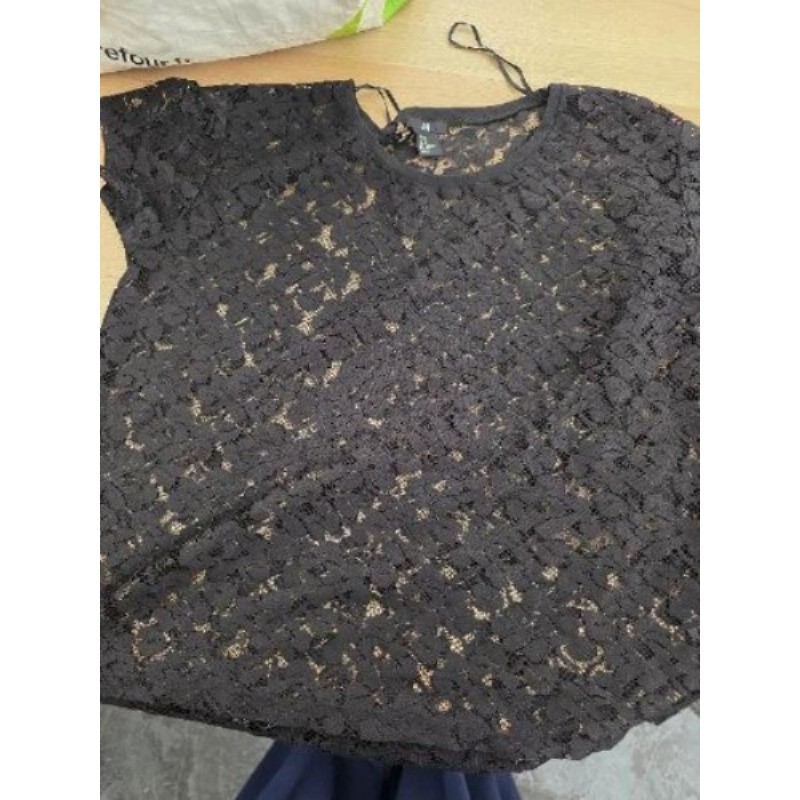 Haut dentelle noir TS H&M
