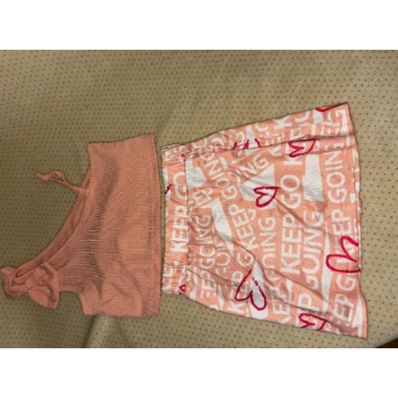 Ensemble fille haut une bretelle et jupe  rose taille 4 ans shein 