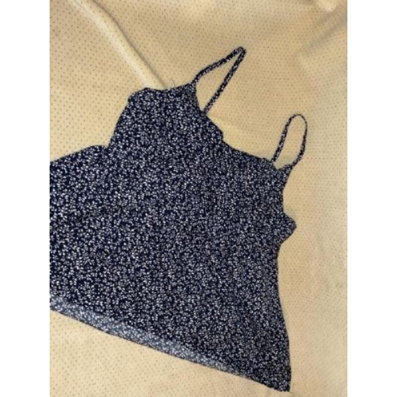 Haut à bretelle bleu avec petites feuilles blanches  taille 44 shein 