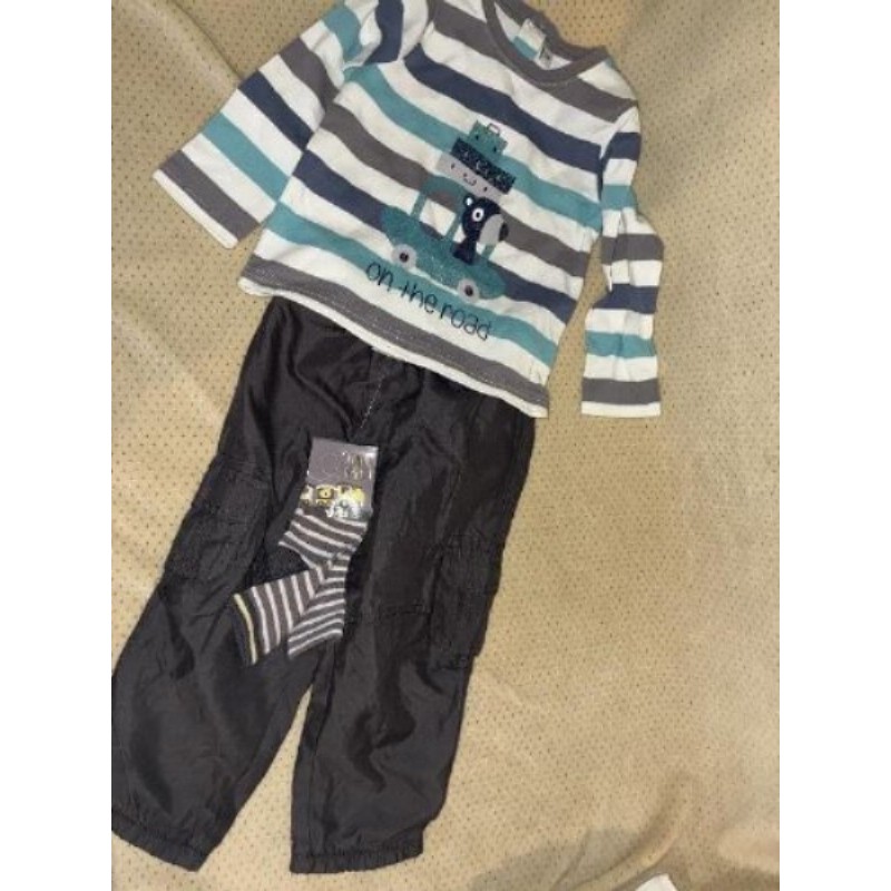 Ensemble 3 pièces  garçon pantalon chaussettes polo manche long gris et bleu taille 23 mois 
