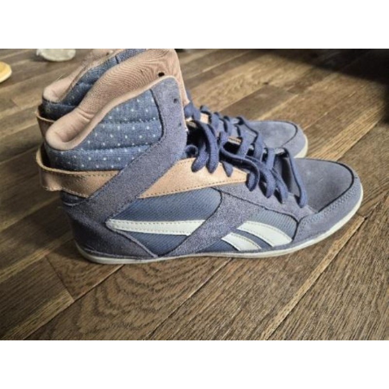 Tennis montante reebok taille 38. Très bon état 