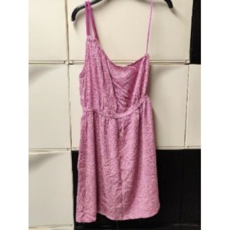 Robe violette asymétrique...