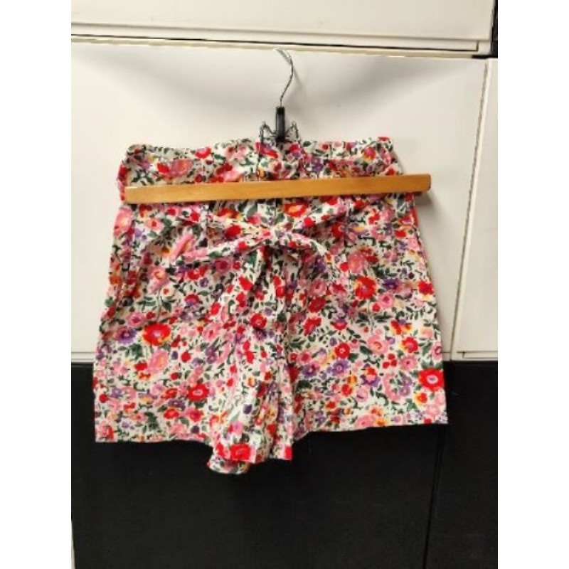 Short à fleurs taille s