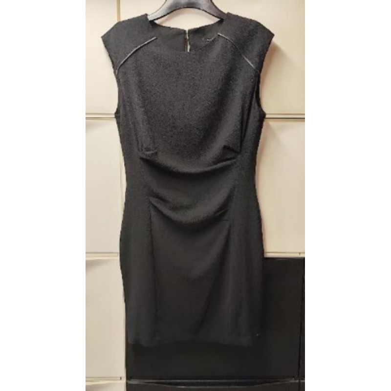 Robe noire IKKS taille 38