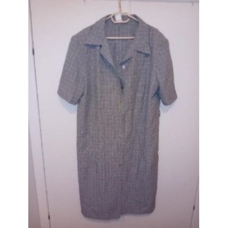 Taille 54 Robe boutonnée grise