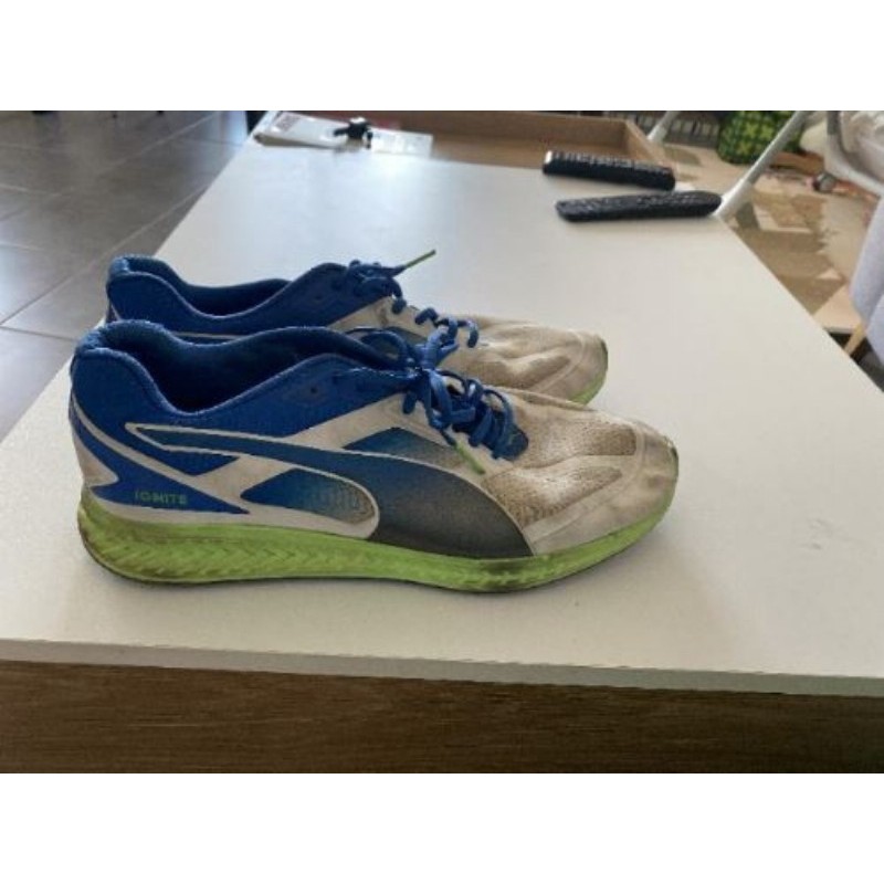 Baskets puma bleu et blanches t.45