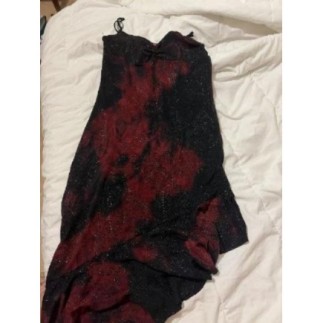 Robe T38~ rouge/noire volants 