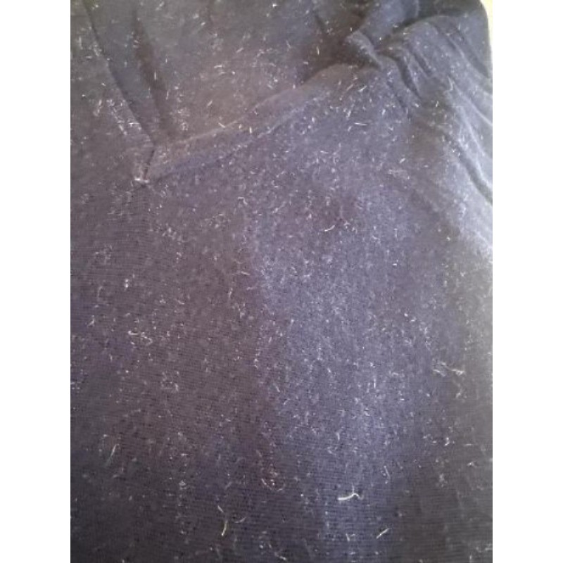 *Pull bleu marine pailletée  Taille L
